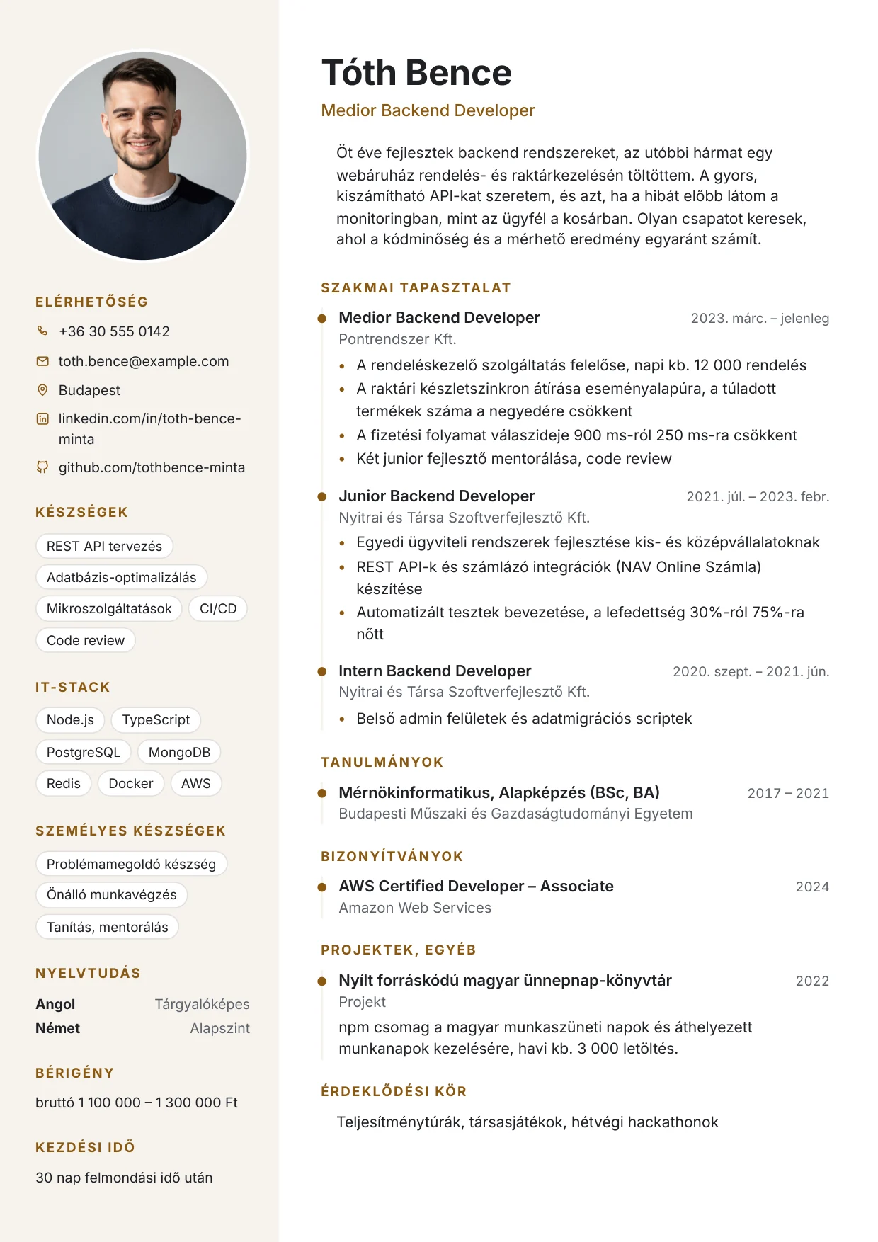 Szakmai önéletrajz minta, Modern sablon: Tóth Bence, Medior Backend Developer
